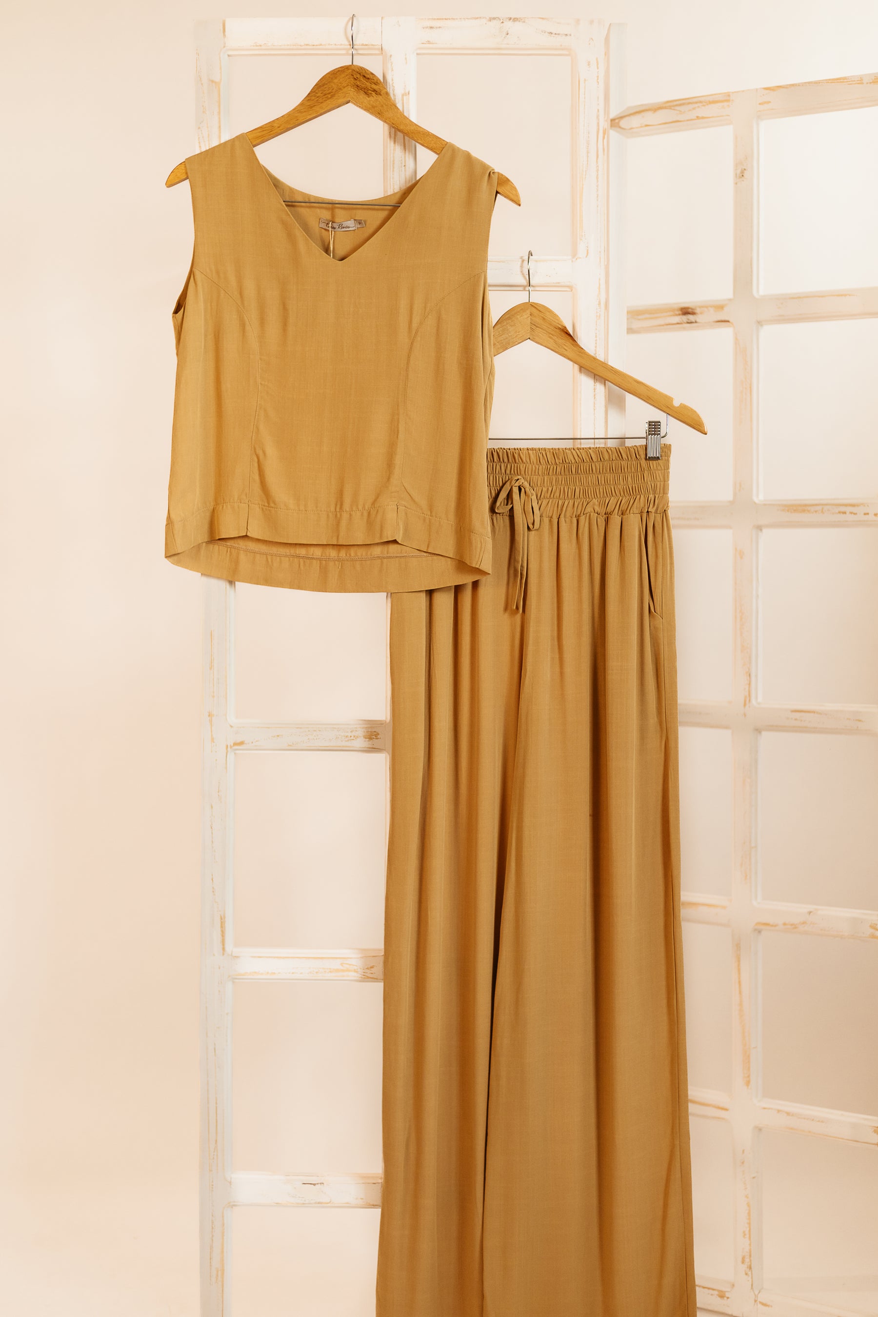 Conjunto Camélia em viscolinho