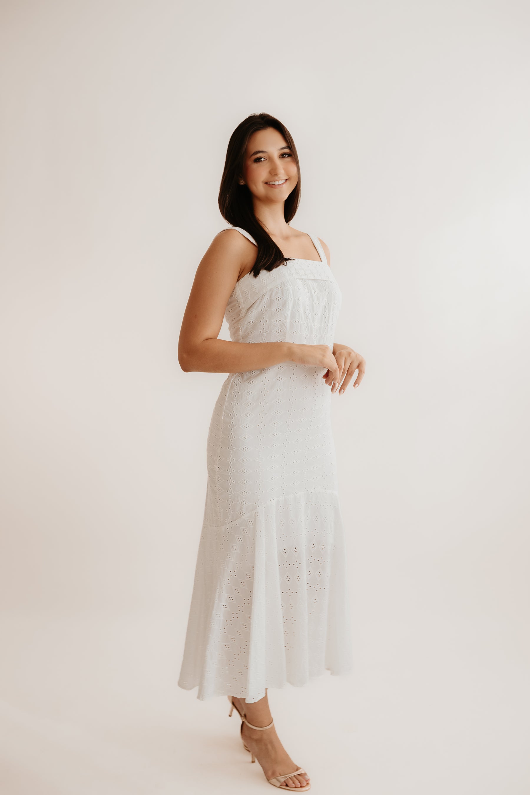 Vestido Dália em laise branca