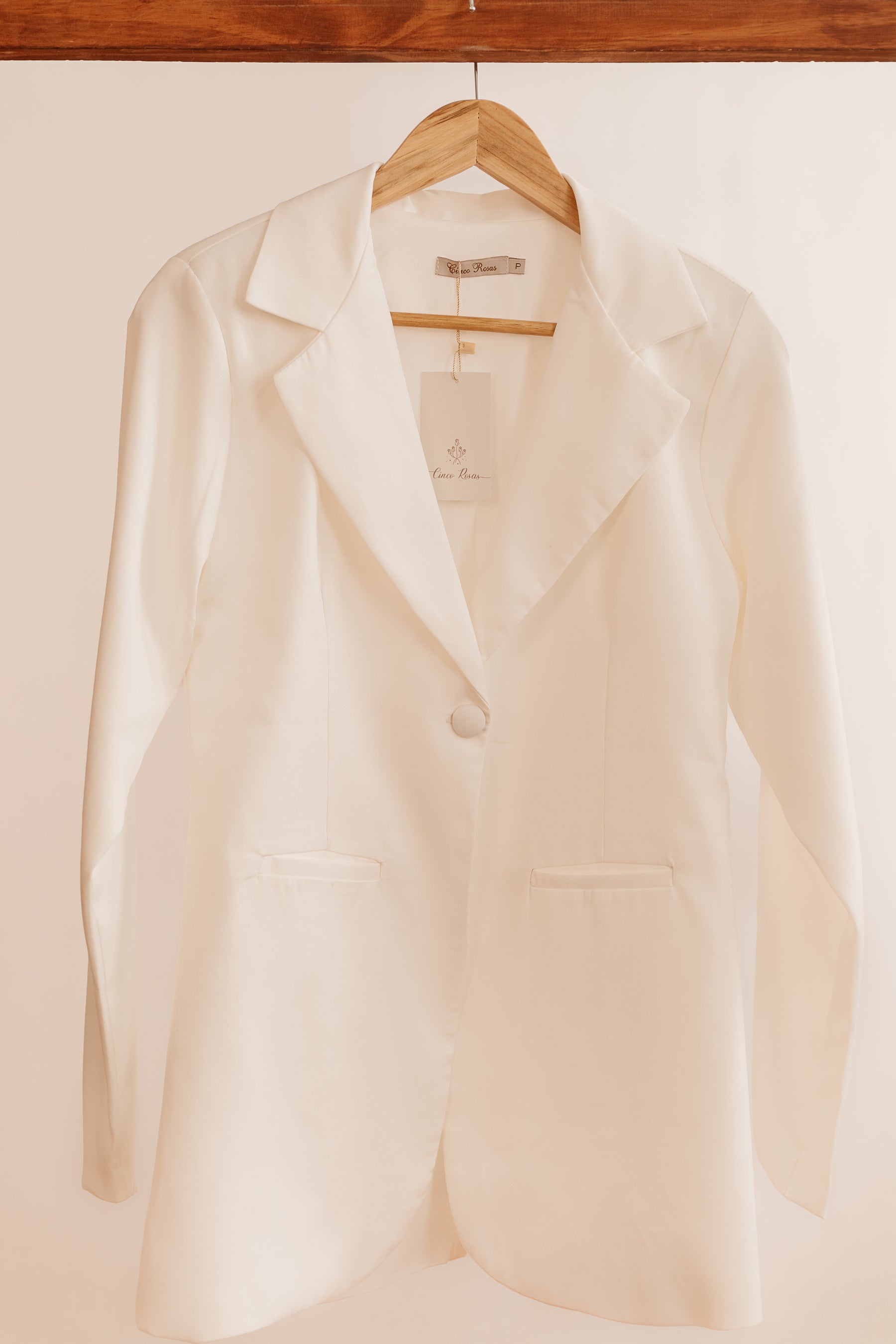 Blazer alongado com gola Tulipa